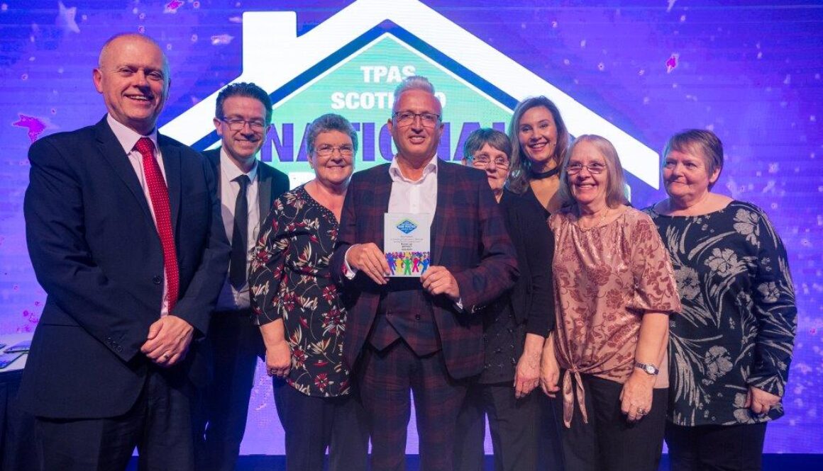 TPAS_AnnualConf2018-Web-178 NETRALT collecting award at TPAS conference photo